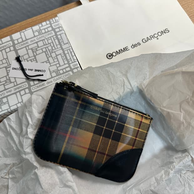 COMME des GARÇONS 25ss 렌티큘러 타탄 미니 파우치