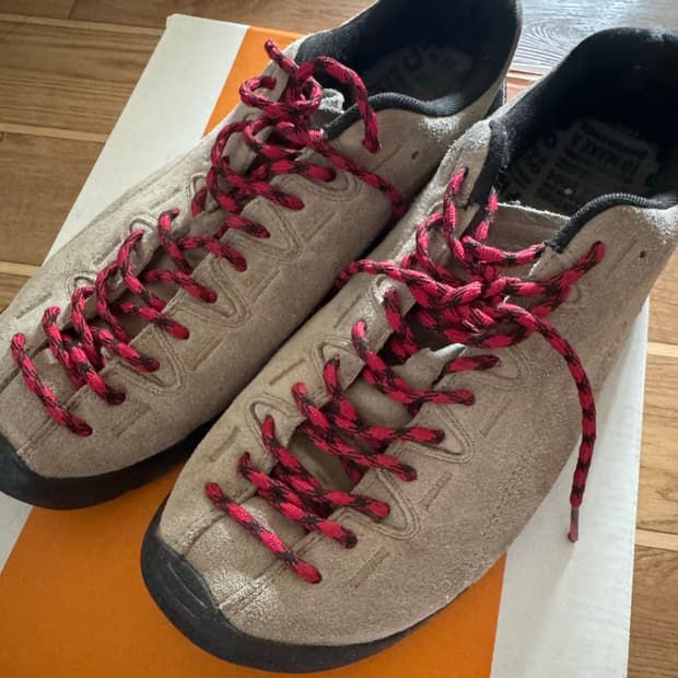 킨 재스퍼 스웨이드 스니커즈 실버 밍크 280