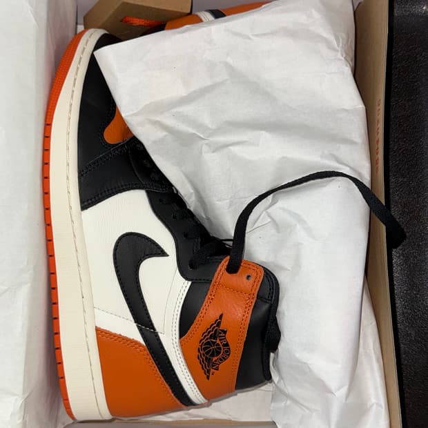 나이키 에어 조던 1 하이 OG Shattered Backboard