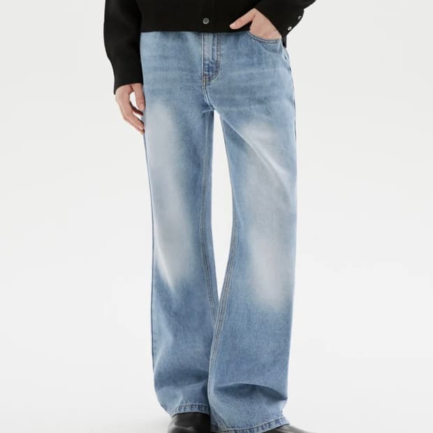 트릴리온 세미와이드 플레어 데님(Light Blue)