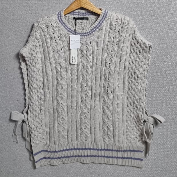 새상품) XL ) Hedher 헤더 일본 베이지 꽈배기 니트 베스트