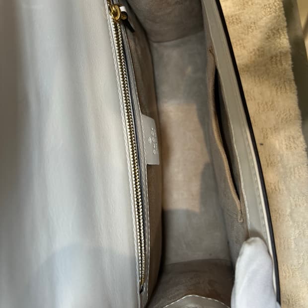 [정품/중고] 구찌 실비백 스몰 화이트