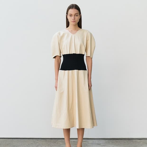 메종마레 레더 원피스 아이보리 34