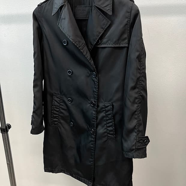 여) 프라다 리나일론 봄 더블코트