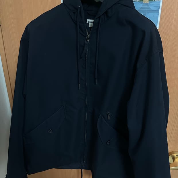 러프사이드 힐파카 네이비 2사이즈 팝니다