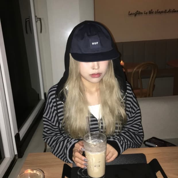 퍼지스캔 스트라이프 후드 집업 (실착 1회)