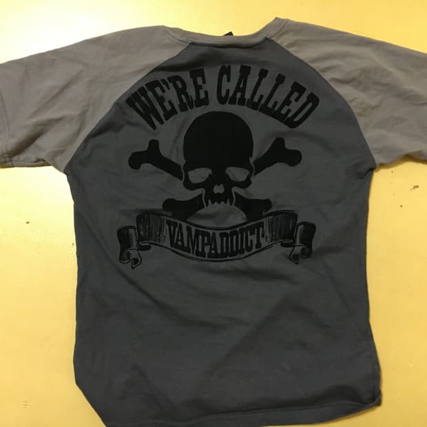 펑크 스트릿 빈티지 티