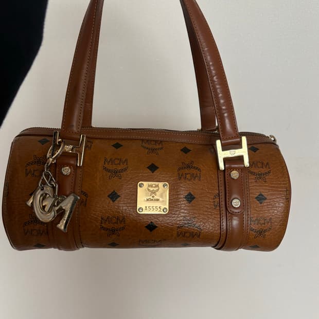 Mcm 비세토스 원통백 갸루깔 