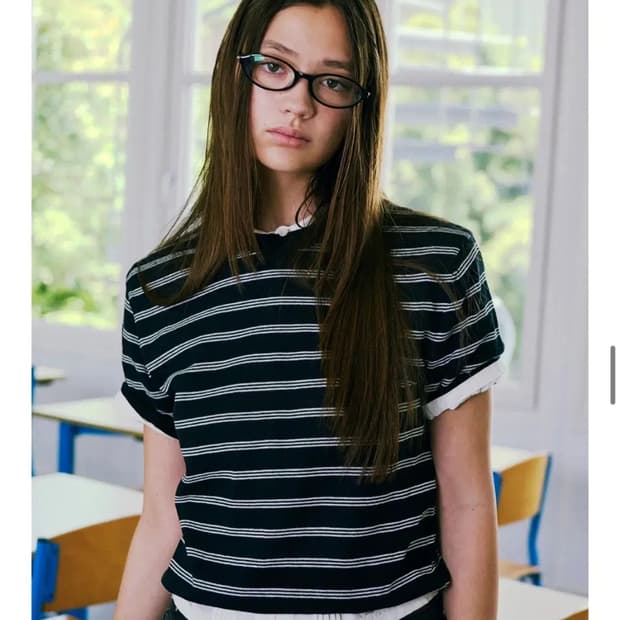 로우클래식 스트라이프 크루넥 니트 - 블랙 LC252KN06NB