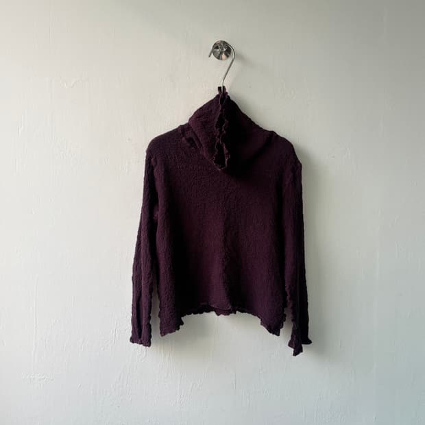 이세이미야케 콜리플라워 플리츠 터틀넥 