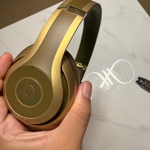 Beats Studio3 Balmain 헤드폰