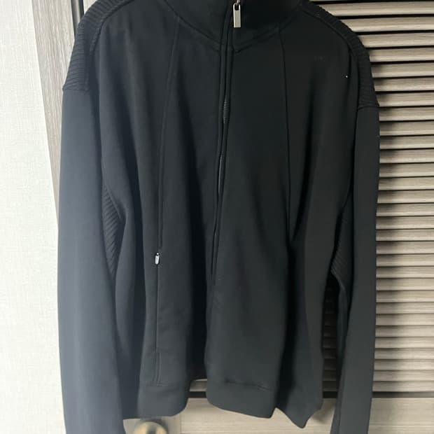 후브스 패널 믹스드 집업 져지