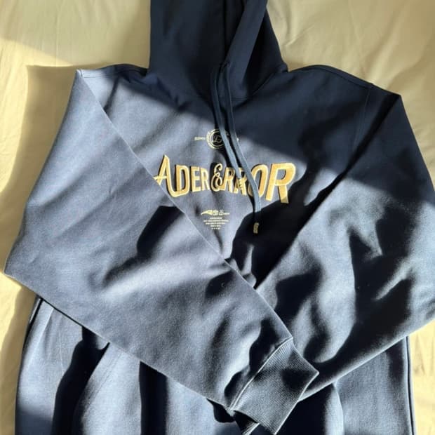 아더에러 베리프 로고 후드 네이비 A2