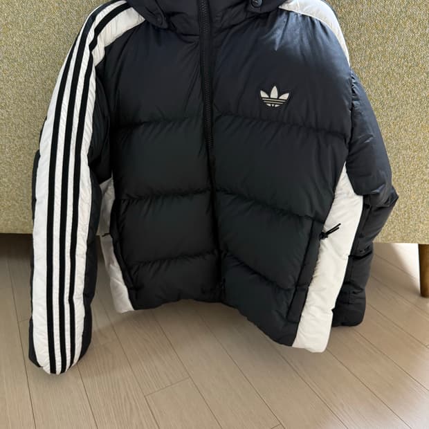 아디다스 푸퍼 패딩