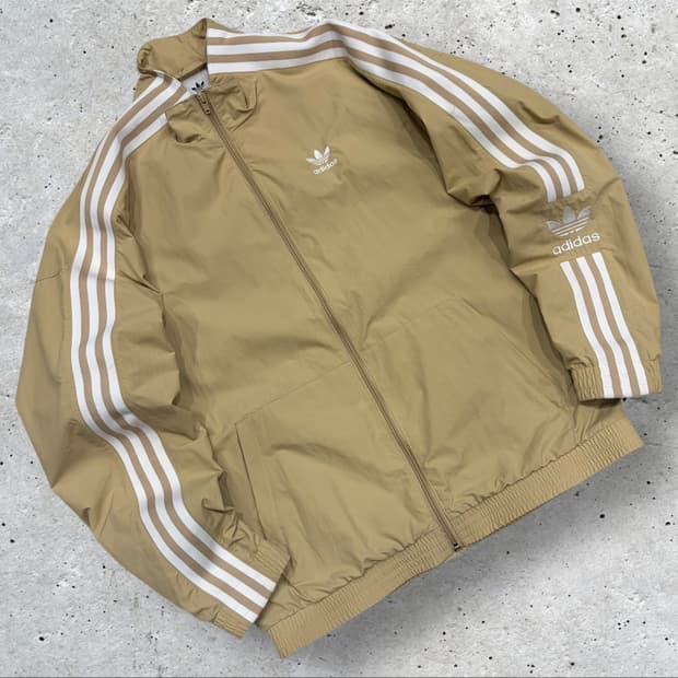 [L] 아디다스 락업 삼선 바람막이 베이지 C339