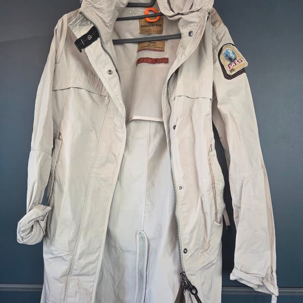 파라점퍼스 바람막이