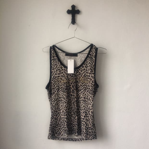 Lettering printing leopard pattern velve