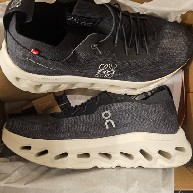 로에베 온러닝 클라우드틸트 데님 