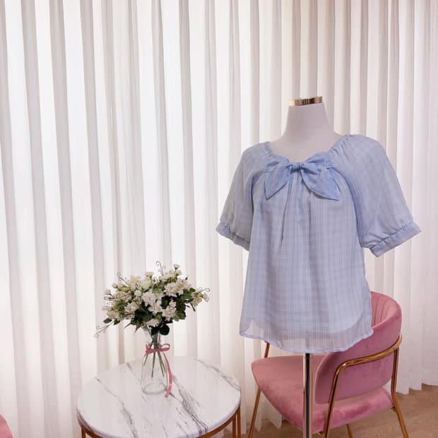 쉬폰 체크 벌룬소매 리본 블라우스