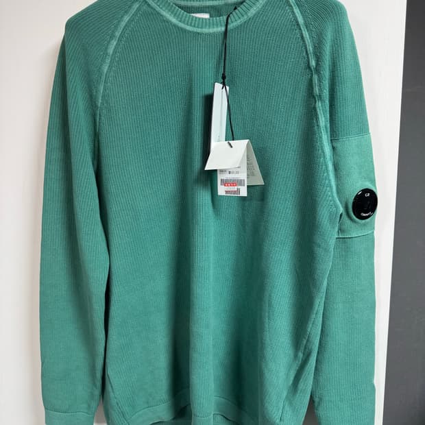 cp컴퍼니 니트 M사이즈