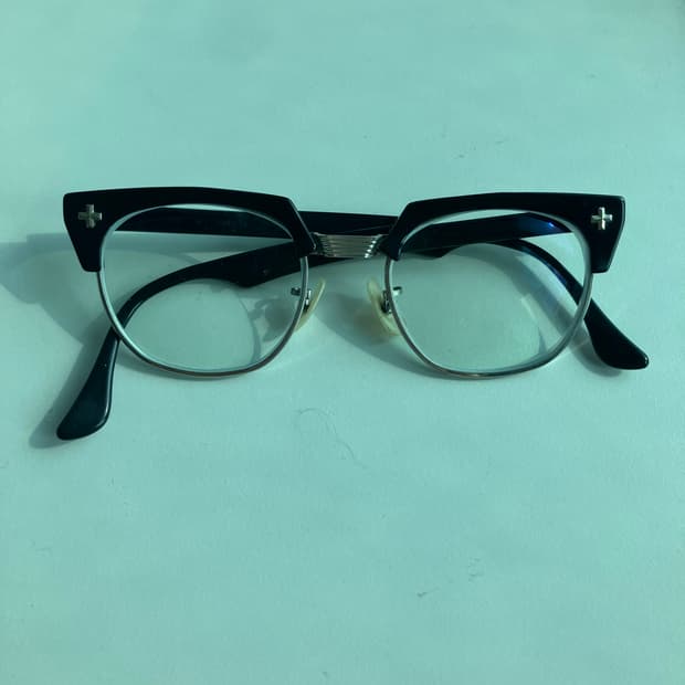 (48->46 교환) 50~60s 바슈롬 세이프티 블랙 하금테 안경