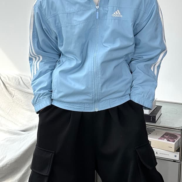 아디다스 00s 스카이블루 트랙탑 바람막이