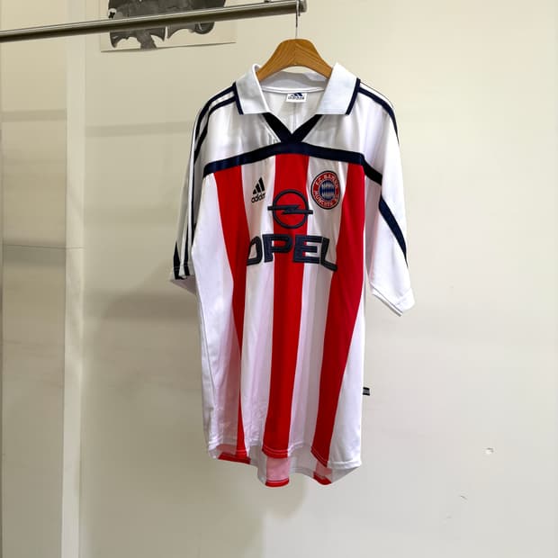 ADIDAS 반팔 티셔츠