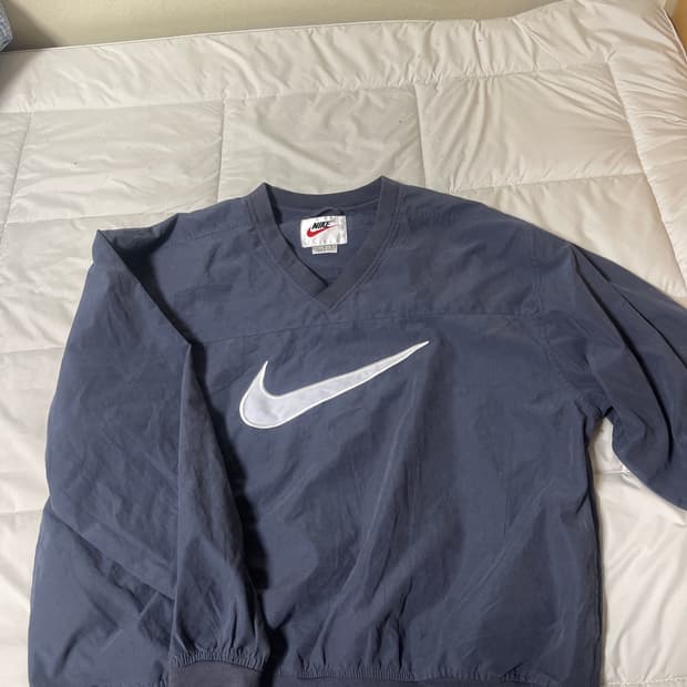 나이키 빅로고 웜엄