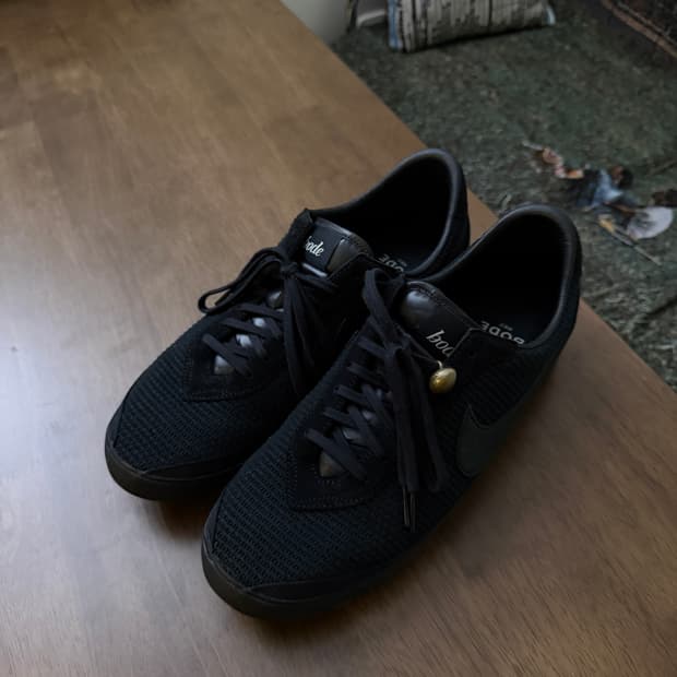 290/나이키 보디 아스트로그래버 블랙