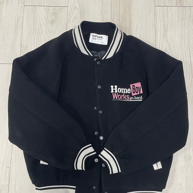 어반디타입 바시티자켓 새상품