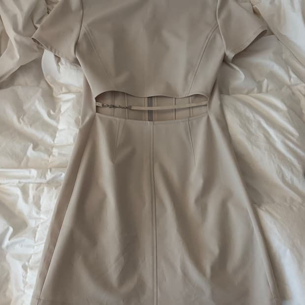 베이지 원피스