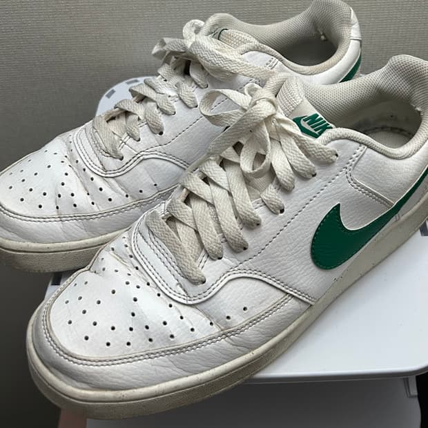 나이키 코트 비전 로우 화이트 그린