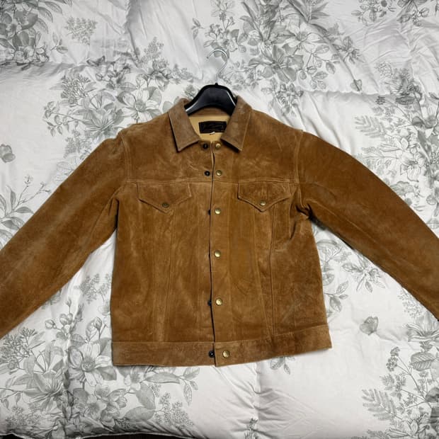 봉쿠라 스웨이드 트러커 3rd 38사이즈 팝니다