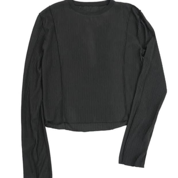 yyyy 플리츠 롱슬리브