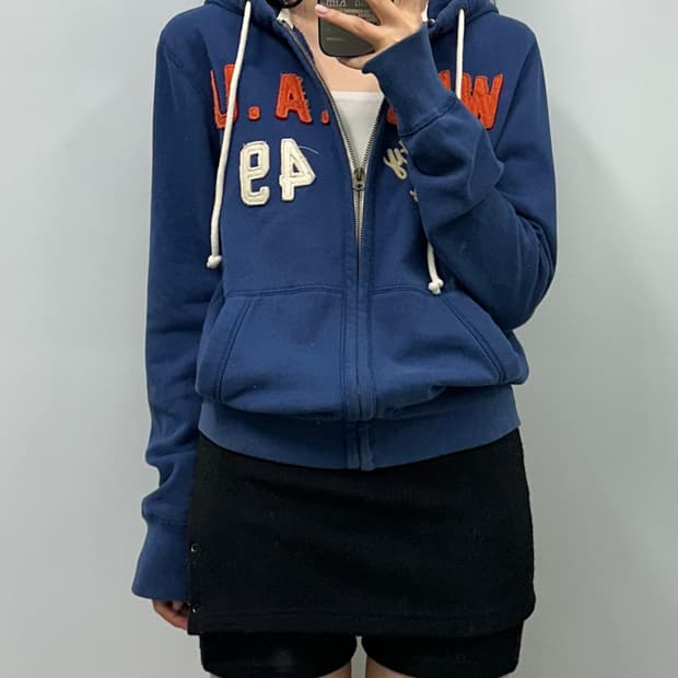 후아유 y2k 와투케 네이비 후드집업
