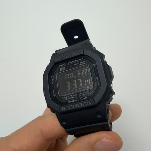 지샥 DW-5000hs-1dr 풀박. 판매합니다.