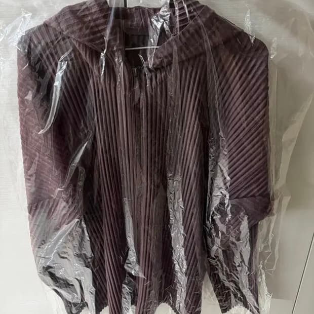 옴므 플리세 이세이미야케 후드 