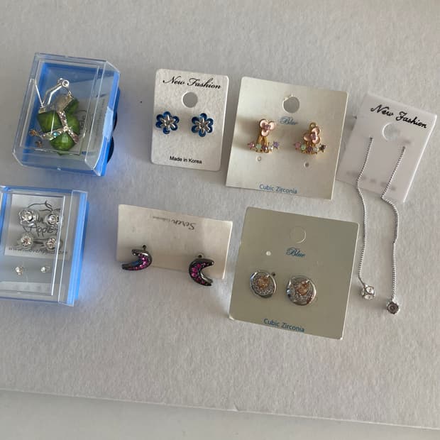 새상품 귀걸이 7종 세트