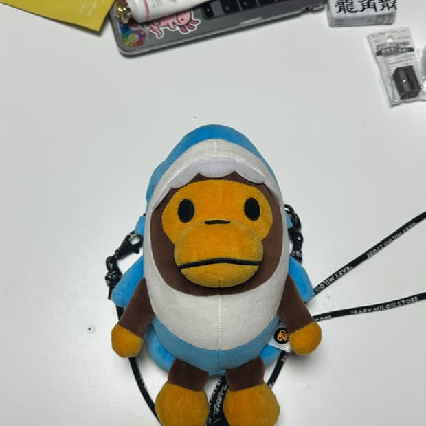 마일로 샤크 모바일 백