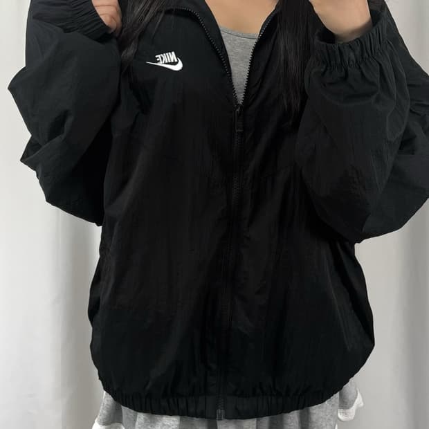 나이키 나일론 오버사이즈 블랙 바람막이