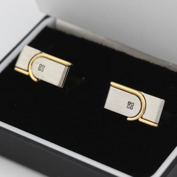 지방시 B+등급 남자 명품 커프스