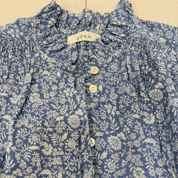 DOEN 플로럴 블라우스 XXS