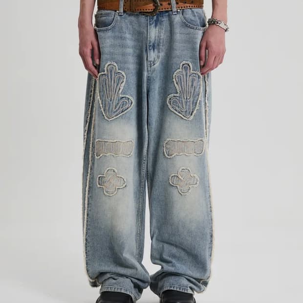 후드후드 HD 멀티 로고 아플리케 옐로우 워시드 데님 팬츠 라이트블루