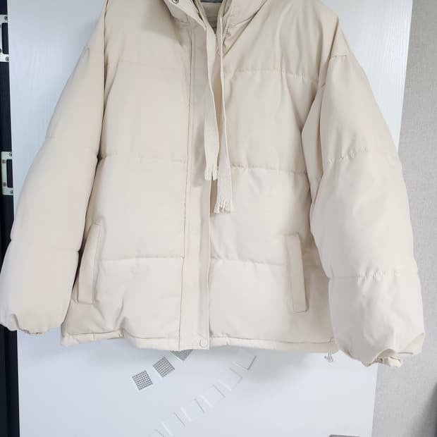 코인코즈 루즈핏 패딩