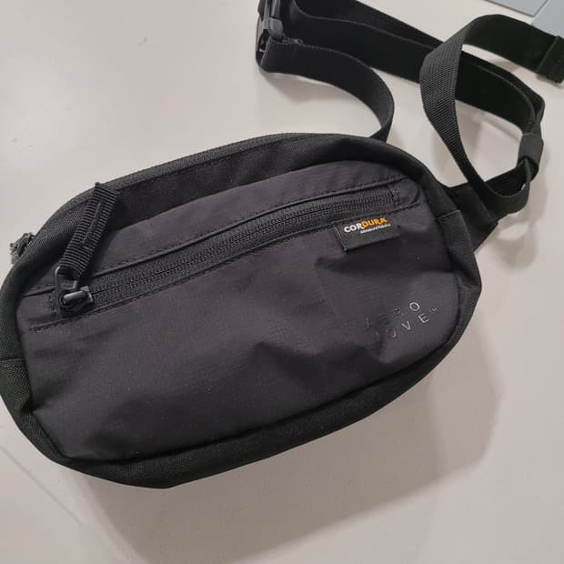 🏃‍♂️ 가볍게, 더 멀리!  '무탠다드 에어로무브 코듀라 힙쌕