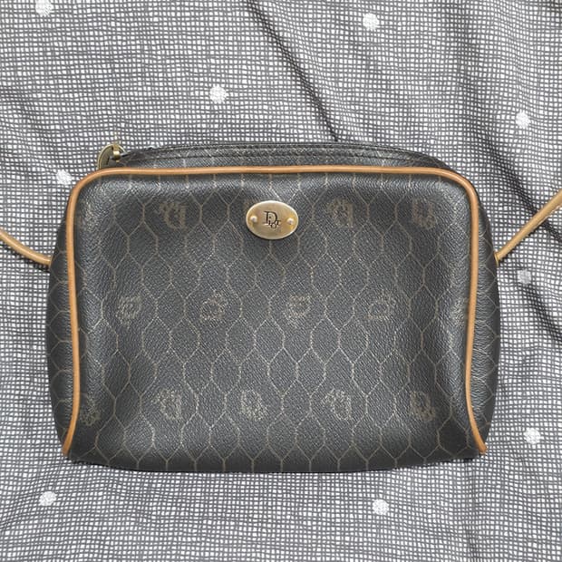 디올 빈티지 허니콤 숄더백 겸 크로스백