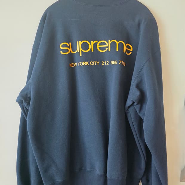 슈프림 NYC 크루넥 네이비 - 23FW