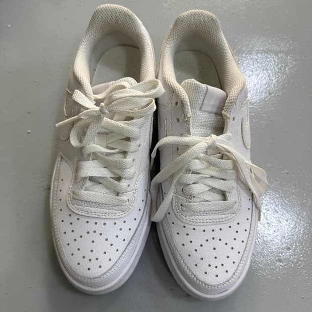 235 나이키 코트 비전 알타 0406T