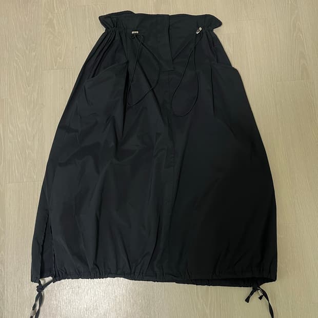 kate born 나일론 스트링 스커트