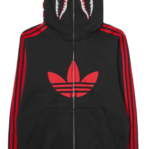 베이프 아디다스 샤크